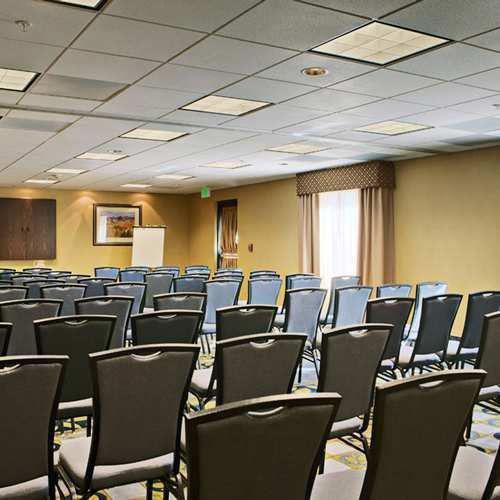 Hampton Inn & Suites Lancaster Facilities photo