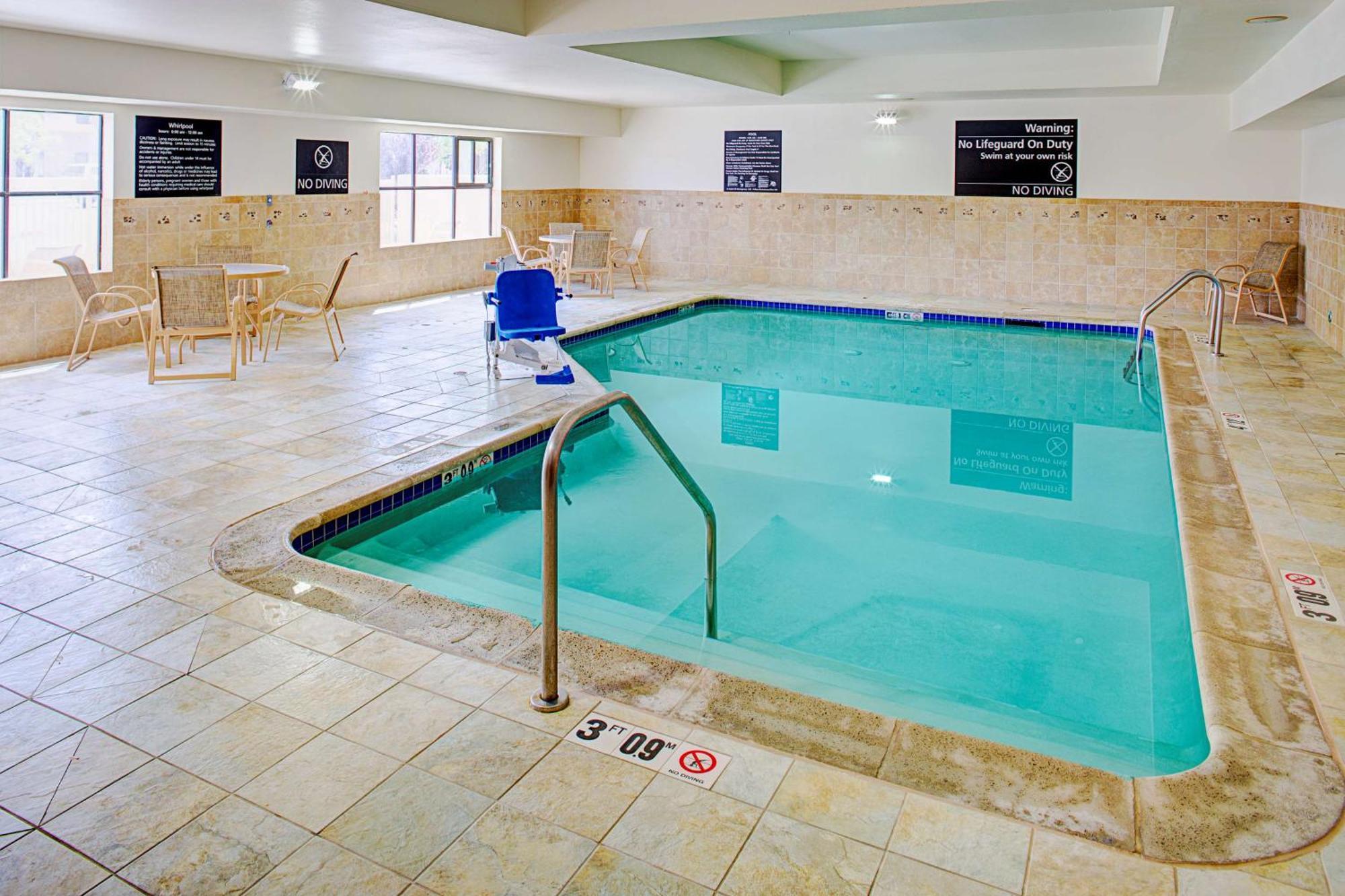Hampton Inn & Suites Lancaster Exterior photo