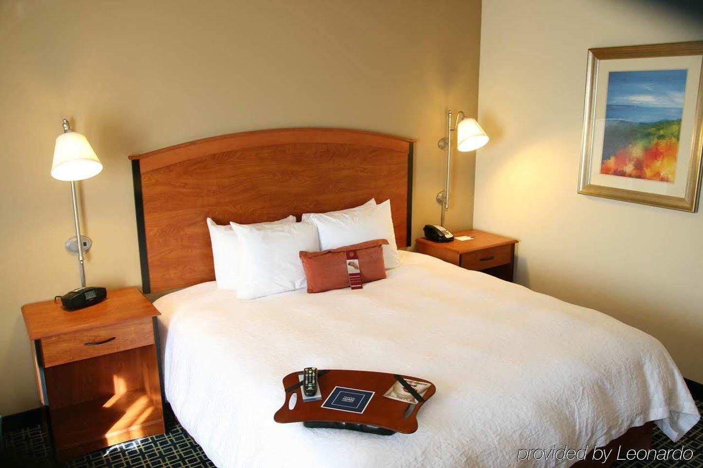 Hampton Inn & Suites Lancaster Exterior photo